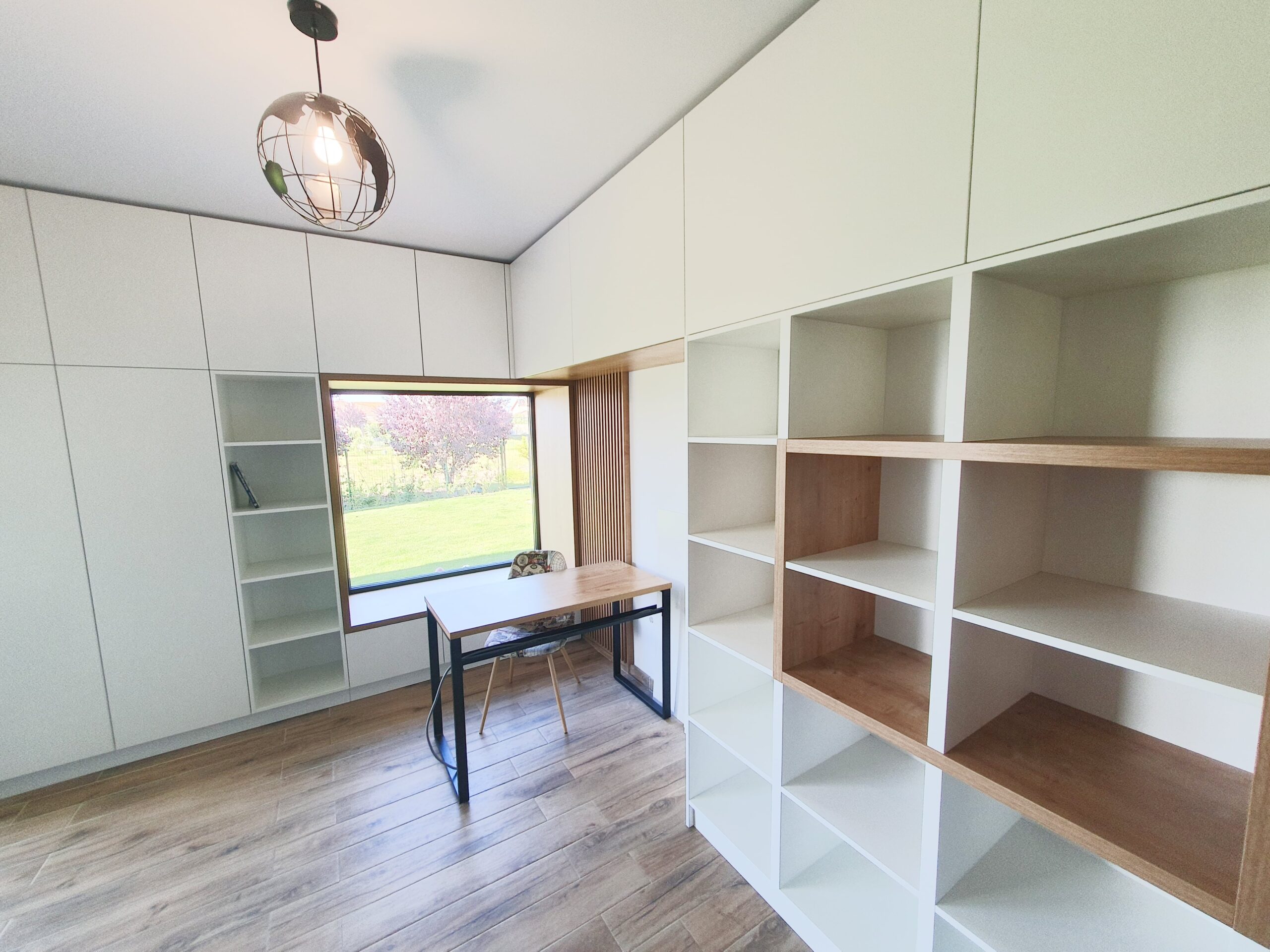 Dulap, birou si biblioteca alba la comanda - Tamplar Neagu